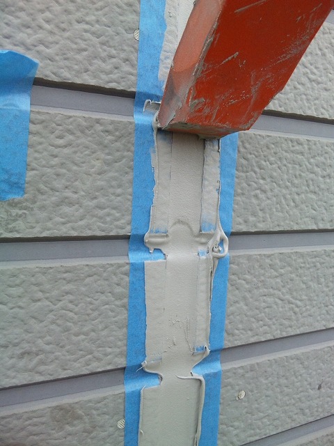 シーリング材を充填